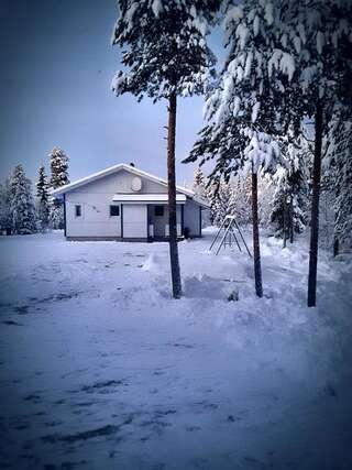Загородные дома Scandinavian Dream Vikajarvi- Rovaniemi Викаярви Четырехместный номер-14