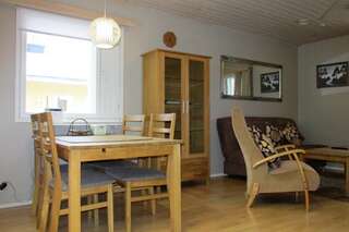 Загородные дома Scandinavian Dream Vikajarvi- Rovaniemi Викаярви Cемейный номер с собственной ванной комнатой-17